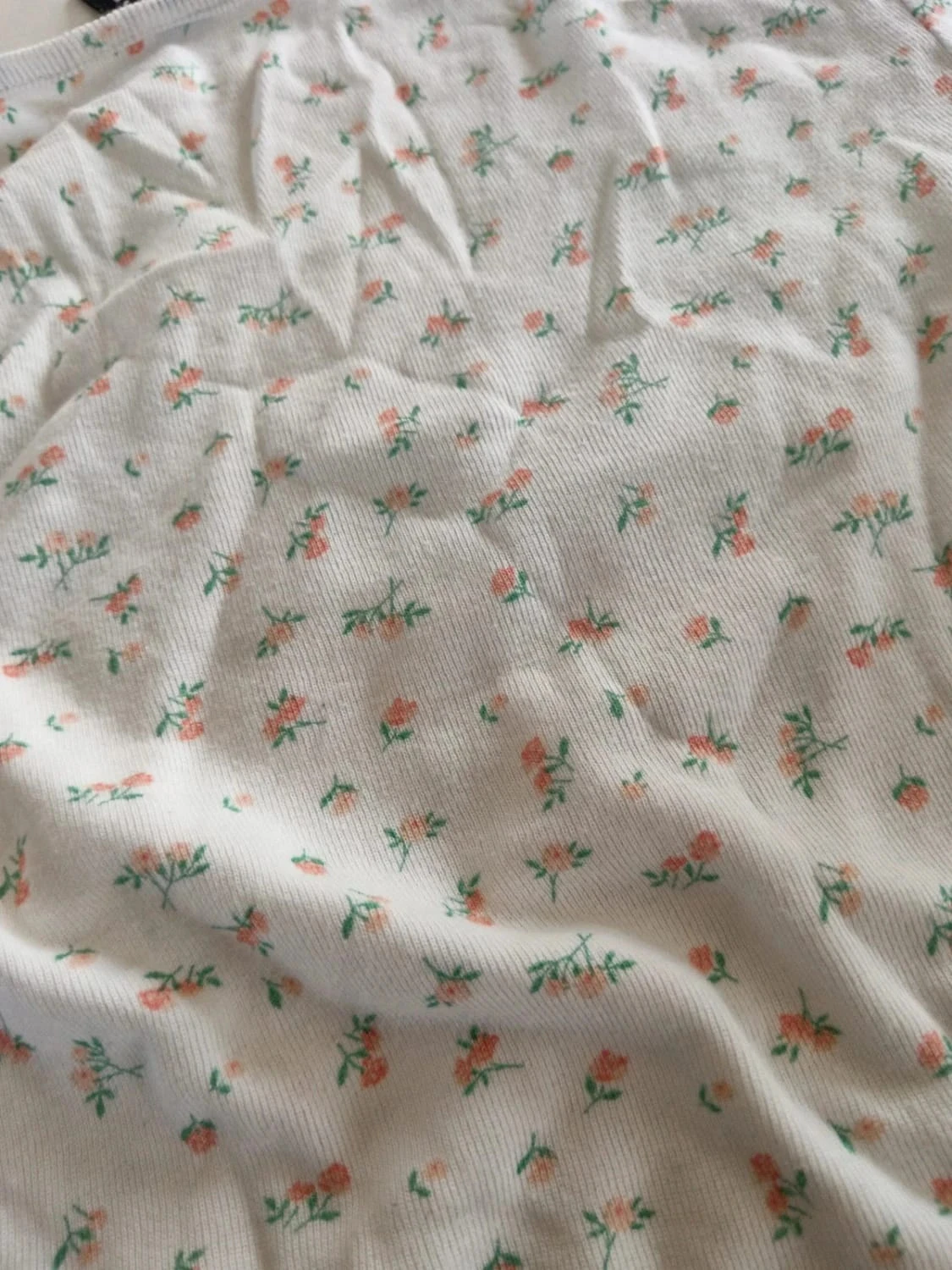 Camiseta C70 H&M branca com estampa de flores tamanho XS – photo 6